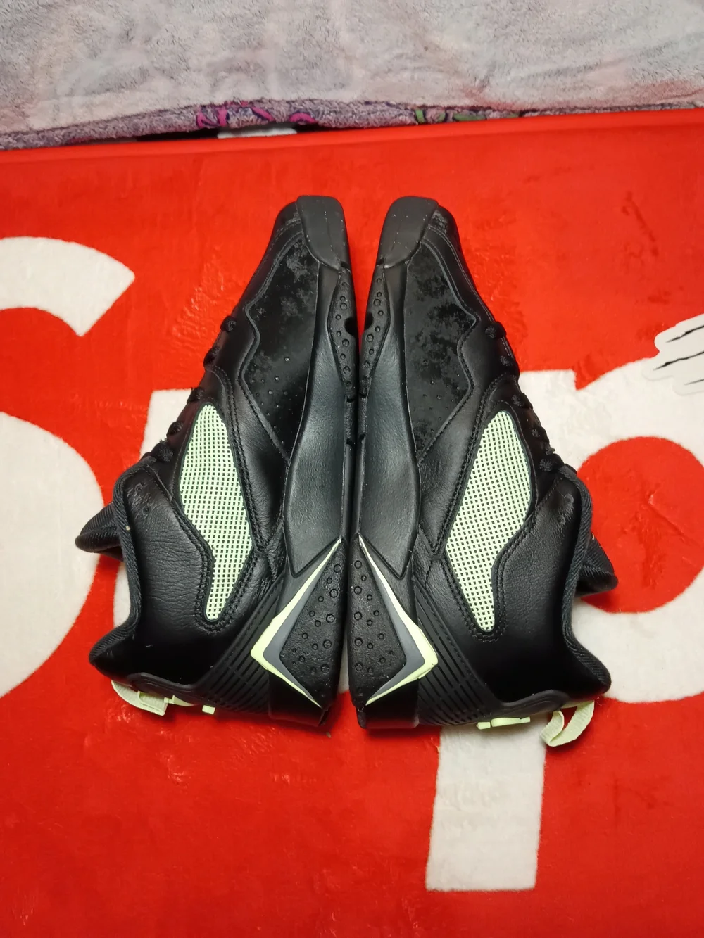 Jordan Flights Size 7y/8.5w. Brand New